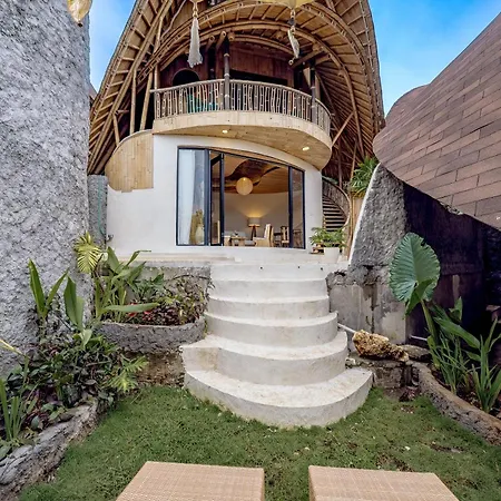 Le Bamboo Bali - Signature Bungalows