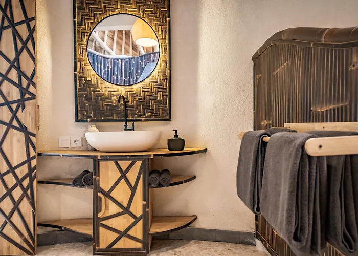 Курортный комплекс Le Bamboo Bali - Signature Улувату